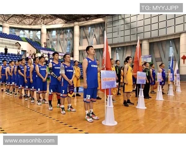 成都篮球队转型之路的纪实与反思：从地方球队到全国舞台的蜕变之旅